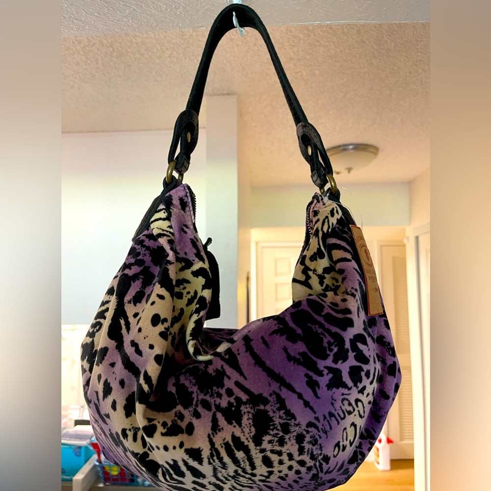 Lucky brand purse